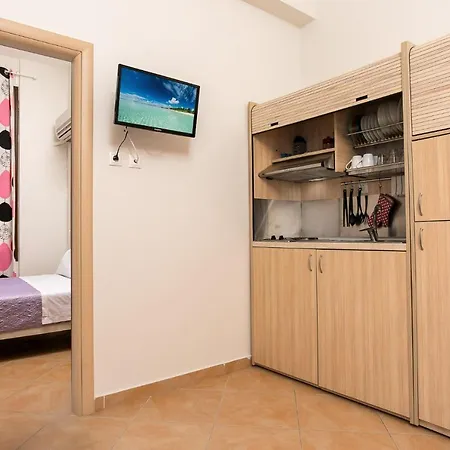 Lukas Summer House 公寓 尼基季